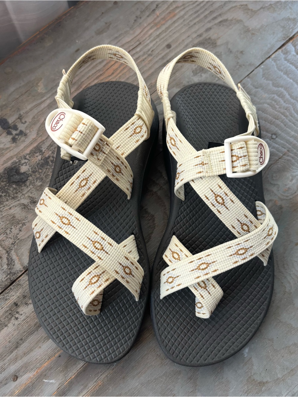NWOT Chaco Z/Cloud 2 sandals Oculi sand | size 7
